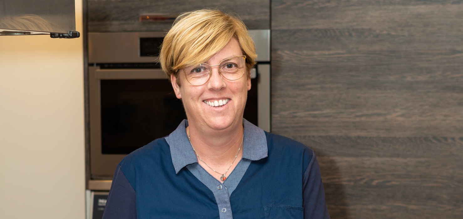 Annika is huiskamerassistent bij Anna Ouderenzorg