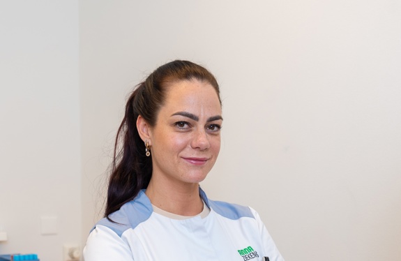 Stacey laborant Bloedafname Anna Ziekenhuis